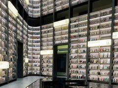 -上海虹桥中心爱琴海亚朵S酒店