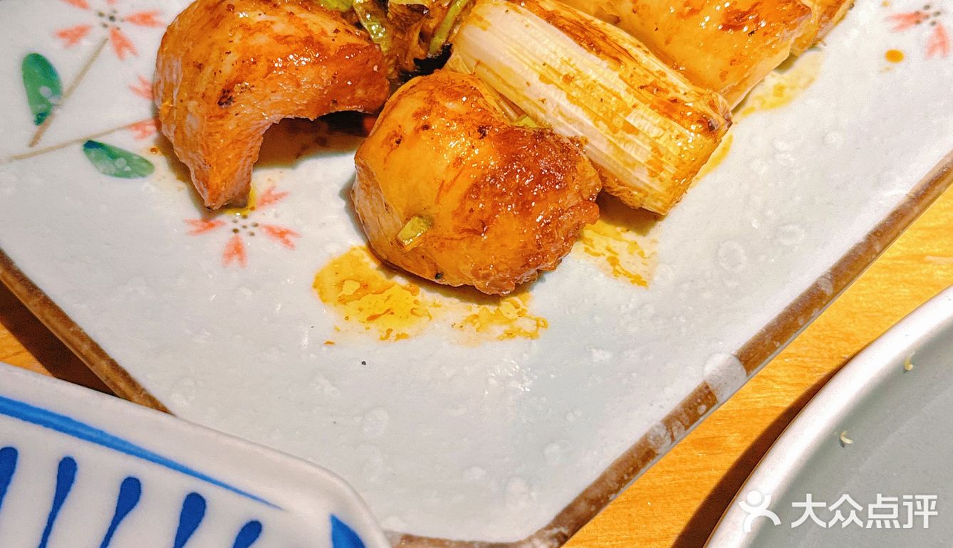 点亮夜色的青山萤火居酒屋