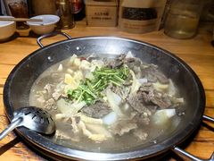 翘脚牛肉-大众跷脚牛肉馆·非遗传承单位(峨眉山店)