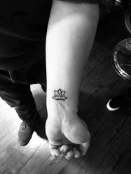 -刺客纹画纹身·洗纹身·穿孔饰品