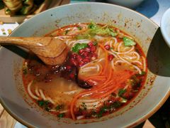 -百春原湖南牛肉粉(百联世纪店)