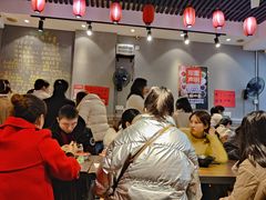-爆炸头阿姨小四川正宗川味小吃(无任何分店)
