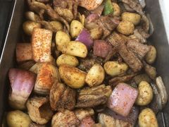 -老东镇啤酒屋海鲜加工·蒸汽海鲜·海鲜烧烤(台东店)