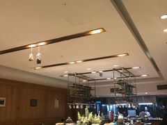 -安徽饭店·白鹭阁自助餐厅(梅山路店)