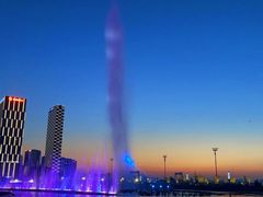 -东港音乐喷泉广场