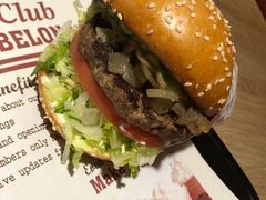 -The Habit Burger Grill 哈比特汉堡(复兴soho店)
