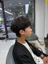 -阿三造型烫染•接发