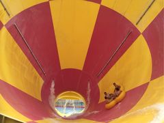 -黄河谷马拉湾海浪浴场