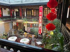 -蔼若春.传承三十年云南菜(金碧公园店)