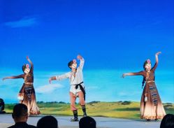 -尚美霓裳晚礼服·合唱服·舞蹈演出服租赁定制