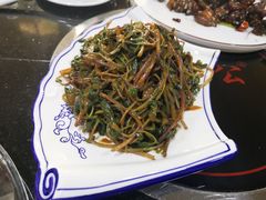 -雪野鱼头大王邢府公老店(雪野湖店)