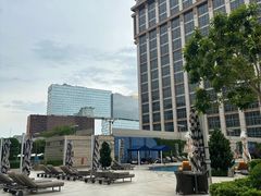 -澳门瑞吉酒店室外泳池