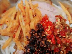 -红鼻子桂林米粉(金唐新光界店)