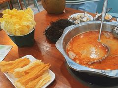 -老何家后安粉·糟粕醋海鲜火锅(三亚湾椰梦长廊店)