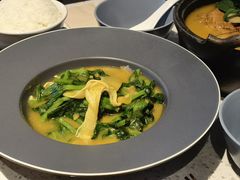 豌豆黄浸豌豆尖-半山腰·云南菜(侨福芳草地店)