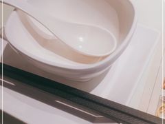 -雍哲港式餐厅(现代广场店)