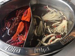 -憨铁匠老火锅(龙岗万科里店)