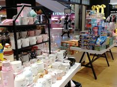 -吾悦广场(南京鼓楼店)