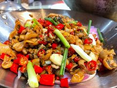 -昱龙大盆牛蛙馆(三兴街总店)