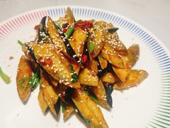 -清真·卡德尔大叔新疆主题餐厅(龙汇路店)