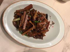 -红樱桃·欢乐餐厅(太原里店)