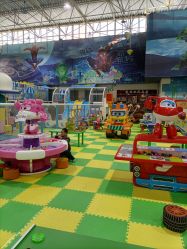 -爱丽丝奇幻乐园