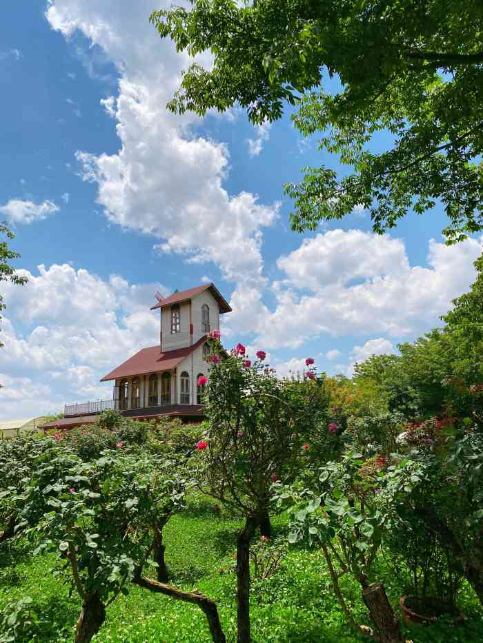 万花谷玫瑰庄园-"菜品口味还可以,主要是方便泡完温泉吃饭,.