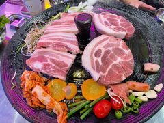 -豚豚家돈돈가韩国锅盖烤肉(新北万达店)
