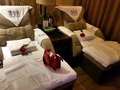 -新盈光·云会所(百丈东路店)