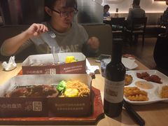 -必胜客(吾悦国际广场店)