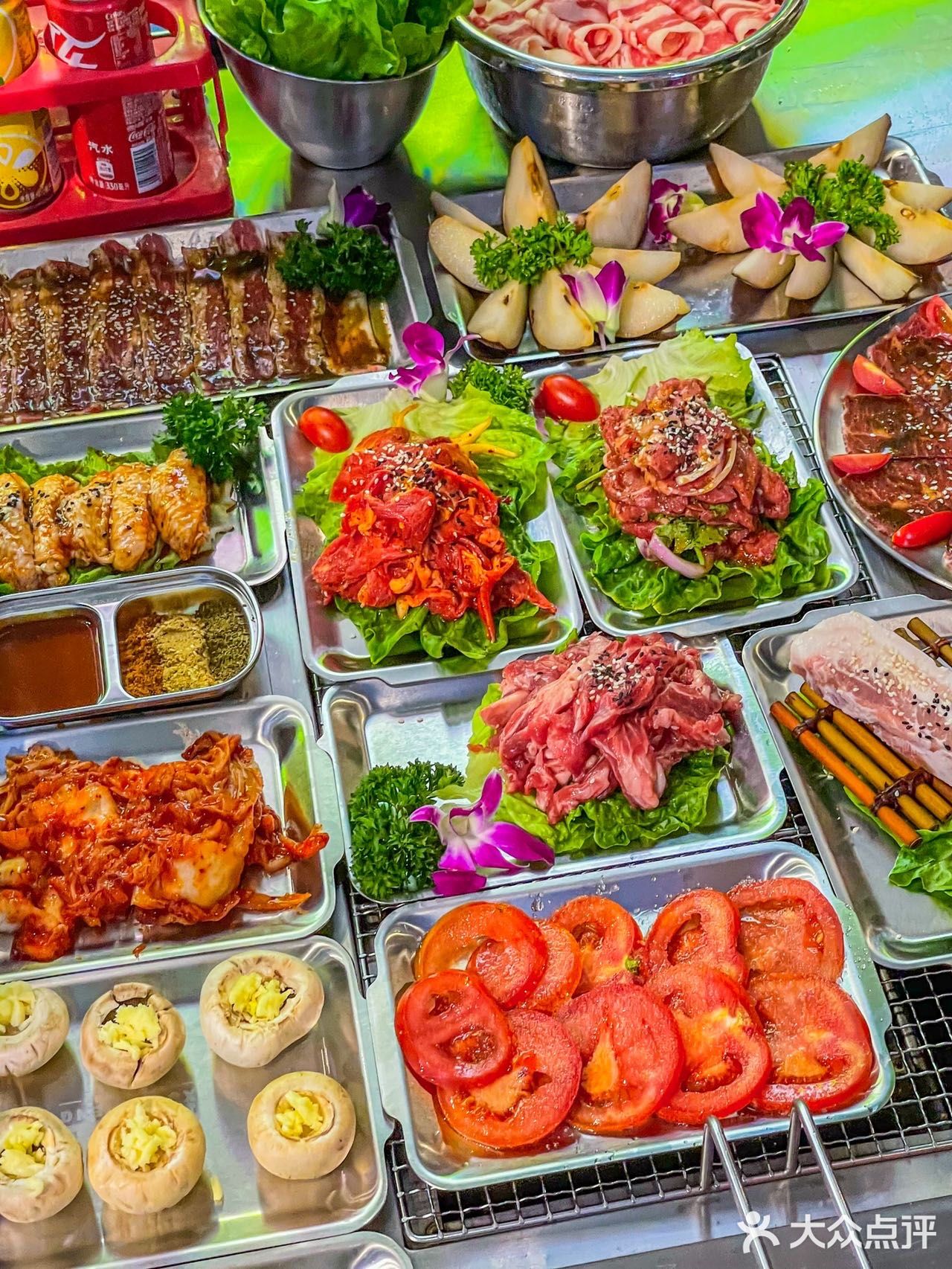 坐20站地铁来吃杭州这家东北烤肉！香晕了