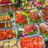 坐20站地铁来吃杭州这家东北烤肉！香晕了