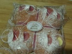 火龙果芝士-罗莎蛋糕(钱江店)