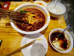 -嘉州叶婆婆钵钵鸡(建设路店)