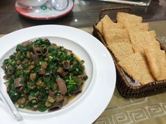 -鑫真味私房菜馆