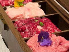 -左庭右院鲜牛肉火锅黑金店(陆家嘴中心店)