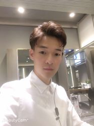 -苑苑发型设计