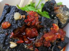 -黑色经典臭豆腐·湖南特产(步行街店)