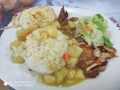 咖喱鸡排饭-北京理工大学新食堂