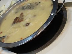 -鑫悦楼煎蟹·16年海鲜大排档
