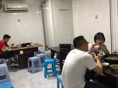 -石灰市毛记烧鸡公(解放碑店)