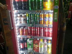 零售区-老东镇啤酒屋海鲜加工·蒸汽海鲜·海鲜烧烤(台东店)