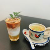 春日午后意外闯入的小区里的咖啡花园