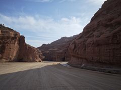 -天山神秘大峡谷