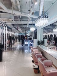 -BULB STUDIO 巴柏明星发型工作室