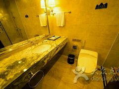 -张家界大成山水国际大酒店