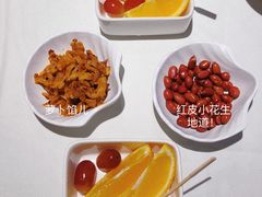 -尘香•传统川菜(创汇首座店)