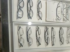 -瑞司视光眼镜·蔡司战略合作眼镜店(新街口店)