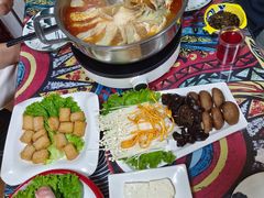 -弘烨 贵州酸汤 鱼火锅(东财店)