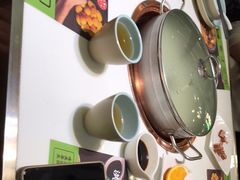 -洪氏嗨捞·猪肚鸡火锅(阳光天地店)